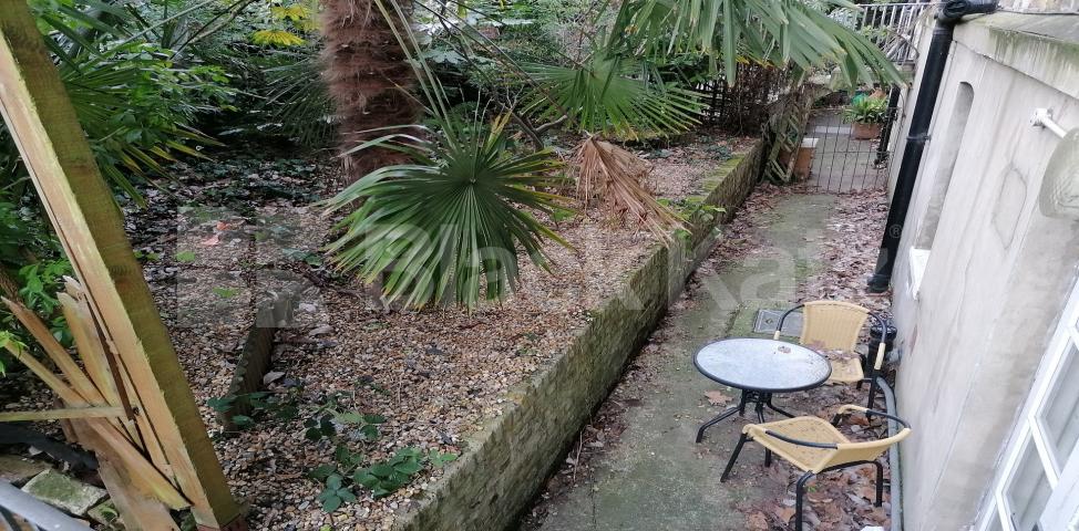 			NEW INSTRUCTION , 2 Bedroom, 1 bath, 1 reception Apartment			 Trinity Street, London Bridge/Borough